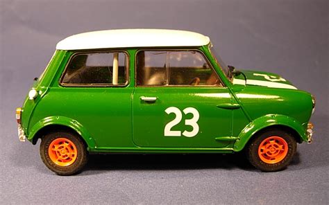Internet Modeler Tamiya 124 Morris Mini Cooper Racing