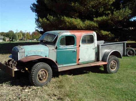 1940s Model Dodge Crew Cab 4x4 Trucks