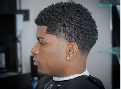 Short curly hair can be quite simple, and the right hairstyle can bring about a certain vibe to your personality. S Curl Box Haircut - hairstyle how to make