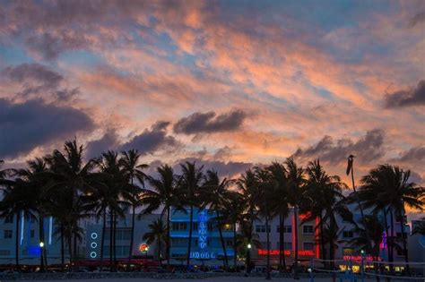 Ocean Drive Miami At Dusk By Edinchavez Ocean Drive Miami Ocean