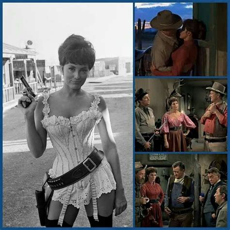 Charlene Holt In El Dorado 1966 Celebrities In Stockings John Wayne Movies John Wayne