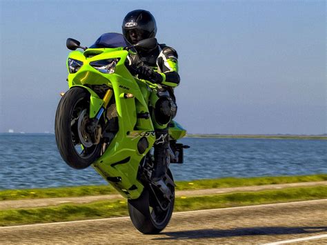 Bike wallpapers yamaha r1 wheelie eazy wallpapers. Motorcycle Wheelie Wallpapers - Top Free Motorcycle Wheelie Backgrounds - WallpaperAccess