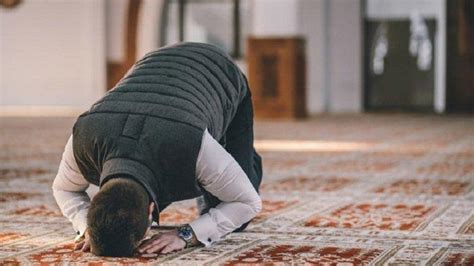 BACAAN Niat Sholat Ashar Sendiri dan Tata Cara Salat Ashar di Rumah
