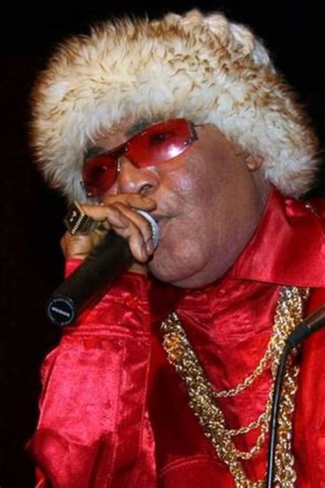 Congolese Crooner General Defao Dies At 62 The East African