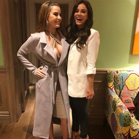 Records may include photos, original documents, family history, relatives, specific dates create a free family tree for yourself or for carla rafferty and we'll search for valuable new information for you. Playboy model Carla Howe flaunts her cleavage in Instagram ...