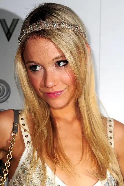 Katrina Bowden Plastic Surgery Before And After Celebrity Sizes