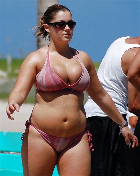 Porn Pics Curvy Chubby Girls In Bikinis