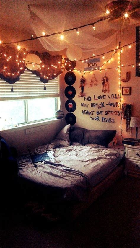 Here are several cheap and affordable ways to upgrade your area. 23 Restful and Comfy Bedrooms With Grunge style