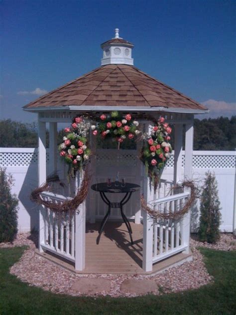 Bernadine's blog: So every detail on the wedding dress will be checked