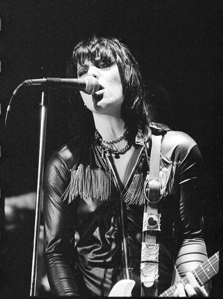 Classic Rock In Pics On Twitter Rt Crockpics Joan Jett Performs In Los Angeles In The Early