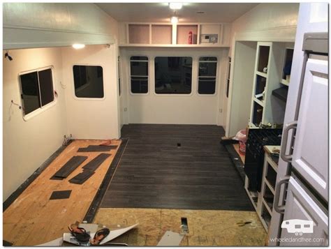 Maybe you would like to learn more about one of these? 80+ Basic Camper Remodel Setup Ideas | Remodeled campers ...