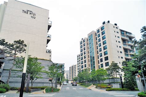 Gilbert 010 6275 9494 (kakao id : Seocho Beats Gangnam for Most Expensive Apartments - The ...