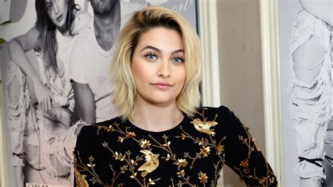 Paris Jackson Wore Minimal Yet Glam Makeup At The Daily Front Row Fashion La Awards Allure