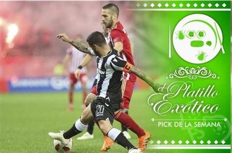 16 winnaars van de 3de kwalificatieronde, 10 kampioenen van de 10 competities met het beste coëfficiënt en 6 vicekampioenen van de 6 beste competities werden verdeeld over 8 groepen van 4. Olympiacos-PAOK, la guerra en los despachos hecha partido ...
