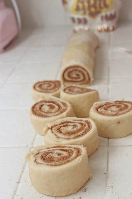 Easy Homemade Cinnamon Rolls From Scratch Picky Palate