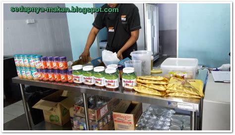 Guests can make use of guest toiletries, hairdryers and a cosmetic mirror. MaKaN JiKa SeDaP: Ahmad Lim Black Pancake, Bandar Sunway ...