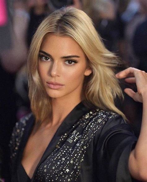 Les 13 Plus Beaux Looks Beauté De Kendall Jenner Au Fil Des Ans