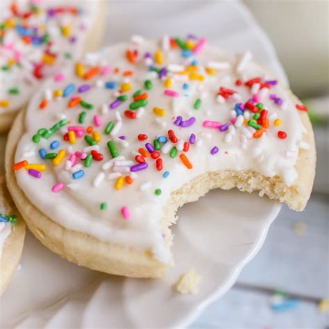 I am positive these christmas cookies will win you over. Soft Sugar Cookie Recipe | Lil' Luna