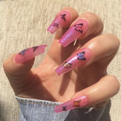 Discovered by h e d v i g. Insta Baddie Pink Aesthetic Acrylic Nails - Viral and Trend