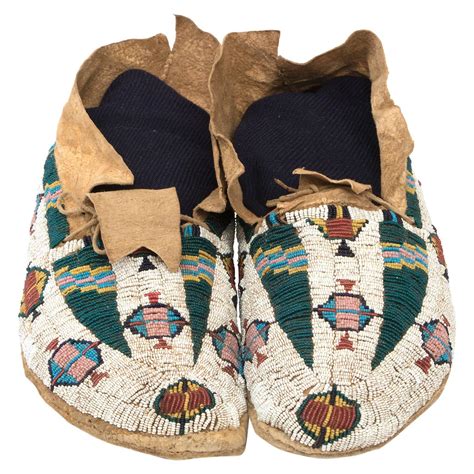 Antique Native American Pictorial Beaded Moccasins Cheyenne 19th