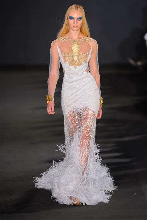 The Most Gorgeous Runway Dresses Of The Decade Runway Dresses