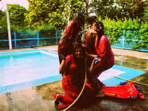 Pakistani Girls And Aunties Bathing In Swimming Pool Photos Swimming Pool Photos Pool Photos