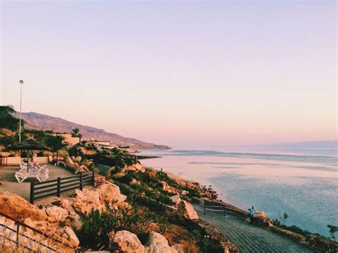 how to visit the dead sea in jordan