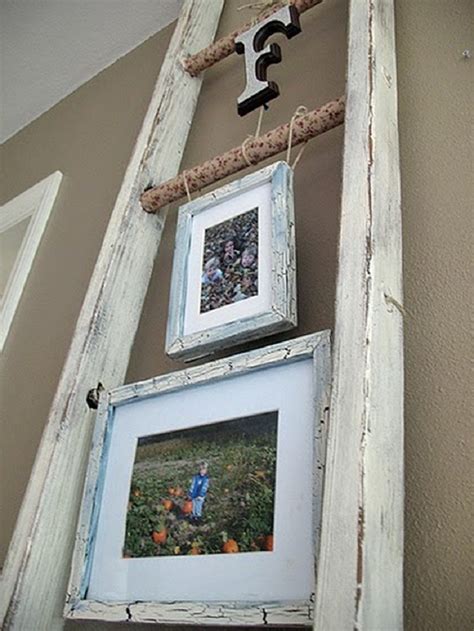 If you're looking for a centerpiece for your home, blanket ladders are the perfect solution. Top 10 Ways To Use Your Rustic Ladder When Decorating - Top Inspired