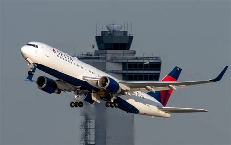 Delta Air Lines Plans To Roll Out High Speed Wifi On Mainline Domestic