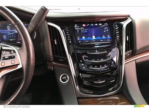 2018 Cadillac Escalade Premium Luxury 4wd Controls Photos
