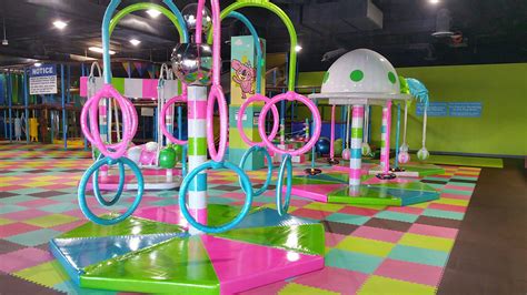 Stella on the beach the loud house : We Play Loud - Kids Indoor Playground | Best in the OC! | We Play Loud | Kids indoor playground ...