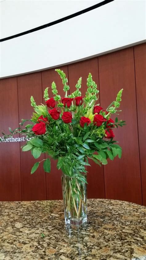 Large Red Rose Arrangement Rose Arrangements Red Rose Arrangements