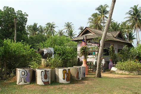 Yelah kalo tak promosi tempat sendiri sape lagi la kan. Tempat-tempat menarik di Setiu, Marang dan Kuala ...