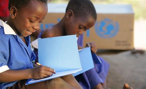 Wir sorgen für gesundheitsversorgung, ernährung, sauberes wasser, bildung, nothilfe und mehr. Bildung ermöglichen - Spenden und helfen Sie jetzt mit UNICEF!