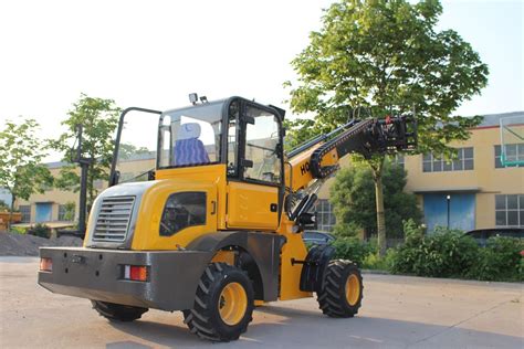 Small Telescopic Loader Hq910t With Epa 4 Engine
