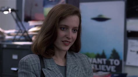 The X Files Scully Meets Mulder For The First Time 1x01 Pilot