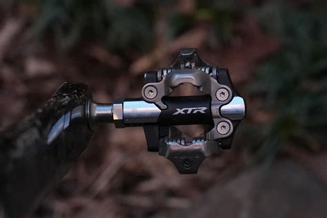 Best Mountain Bike Pedals Complete Buyers Guide From Am To Xc