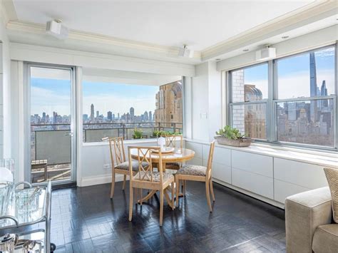 Mayfair Towers 15 West 72nd Street Unit 36f 2 Bed Apt For Sale For 3495000 Cityrealty
