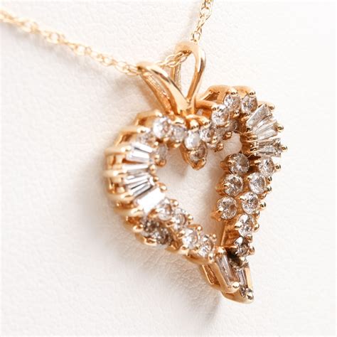 14k Yellow Gold 106 Ctw Diamond Heart Pendant Necklace Ebth