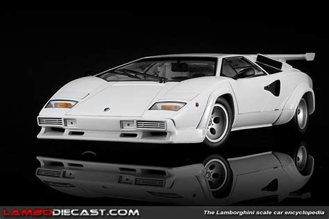 The 118 Lamborghini Countach Lp500s From Kyosho A Review By