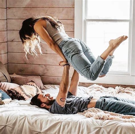 List Pictures Cute Couple Photos To Recreate Updated