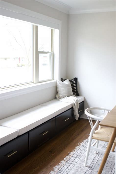 The 23 upper post of this wooden kitchen leg gives you lots of space for cabinetry with doors, shelves and drawers. Creating An Extra Long Window Seat (With images) | Storage ...