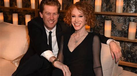 Kathy Griffin Marries Longtime Boyfriend On New Years National