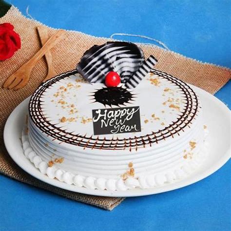 New Year Delicious Semi Fondant Cake In Mohali And Chandigarh Mohali Bakers