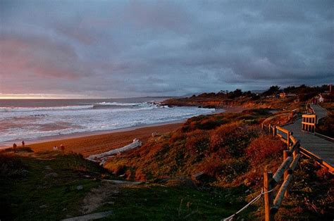 Moonstone Beach Cambria Ca Moonstone Beach Beach Cambria