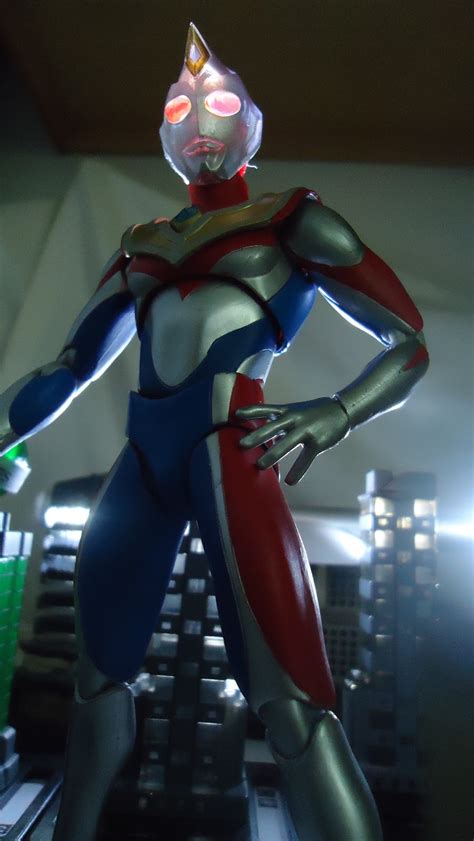 Import Monsters Review Ultra Act Ultraman Dyna