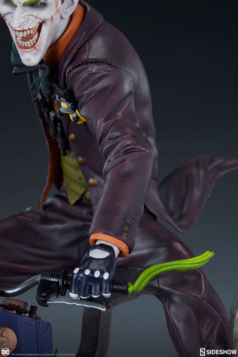 The Joker Premium Format Figure Sideshow Collectibles