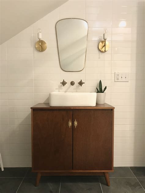 Mid Century Modern Bathroom Design And Renovation Featuring A Vintage