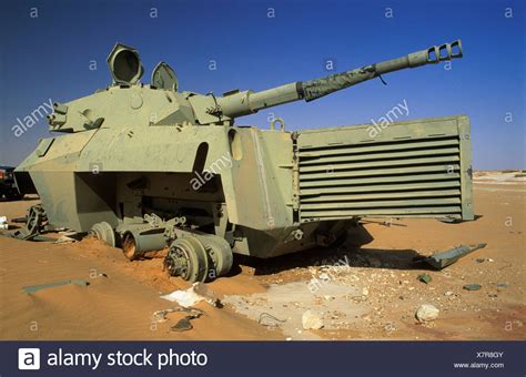 Libyan Tank Stock Photos And Libyan Tank Stock Images Alamy