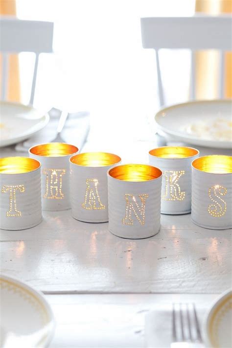 Das hochzeitskonzept greift dabei auf farbenfrohe sommertöne in kräftigem pink, orange und gelb zurück. Heiraten im Garten: 100 Hochzeit Deko Ideen | Kerze selber ...